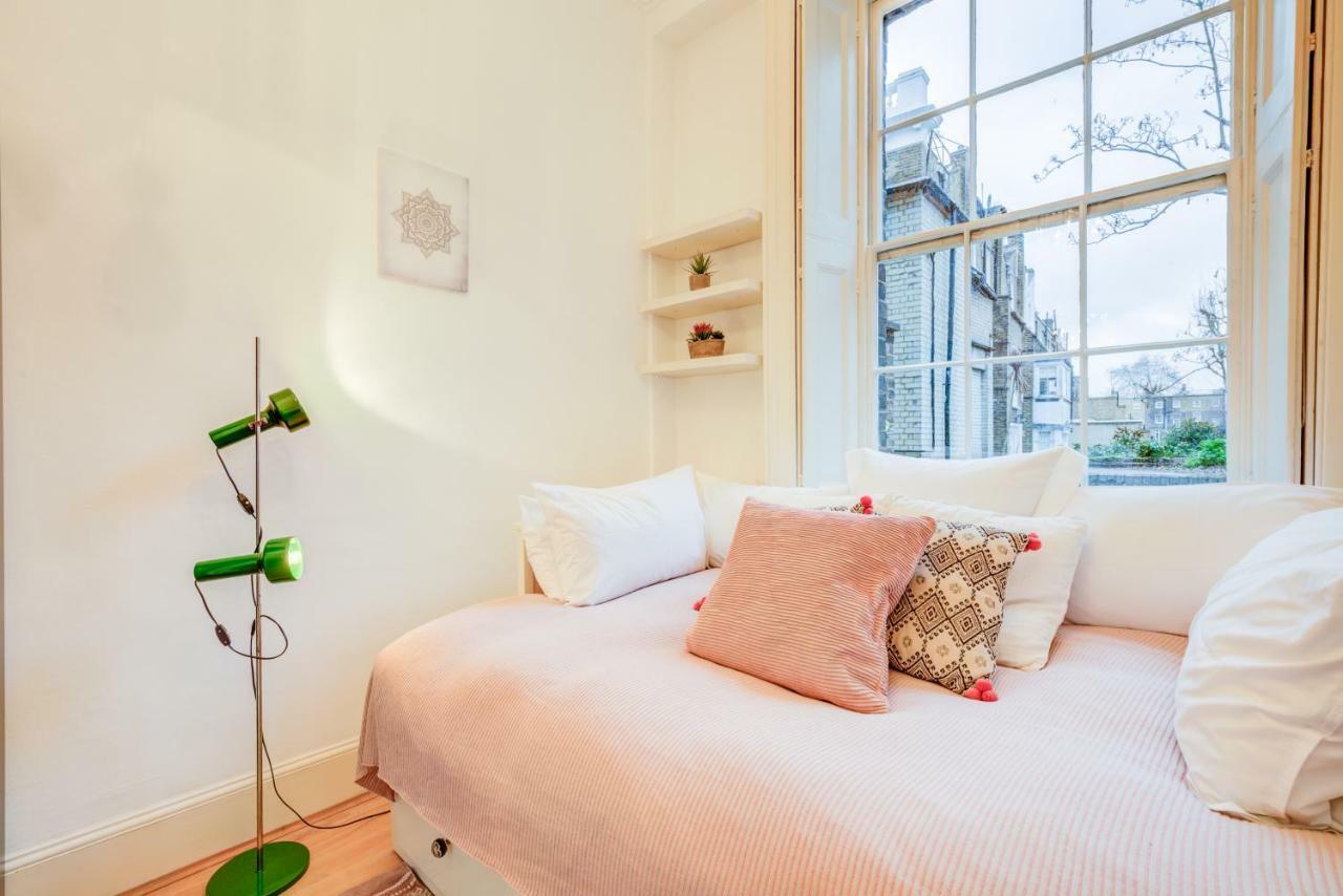 Kings Road Apartment *